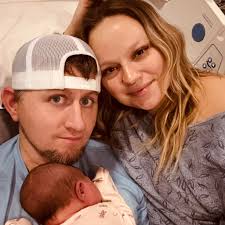 Which player to keep for a fantasy football league championship?