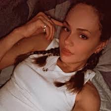 Emily Fay Kemp (@emilyfaykemp14)