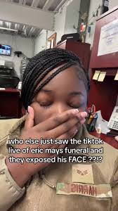 Eric Mays Live in Casket