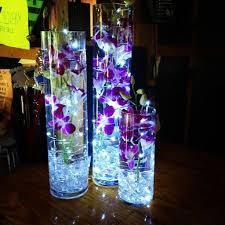 Led Lights For Home Interior Come In Various Forms Strips Panels Or Tabular Types Any Type You Use Wi Schwimmkerzen Hochzeitsdekoration Blumen Tischschmuck