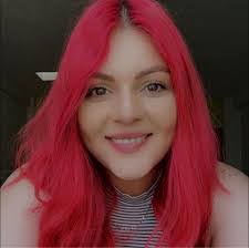 Victoria Cerda's Instagram, Twitter & Facebook