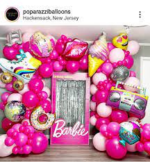 Here's the #barbie #barbiebirthday #birthdayparty we did for inaaya's third birthday! Barbie Theme Picture Background Backdrop Barbie Party Decorations Barbie Theme Party Birthday Party Theme Decorations