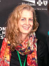 Kim Reed's Instagram, Twitter & Facebook