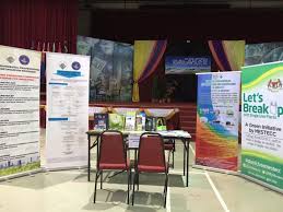 Pekan ilmu publications sdn bhd menerbitkan buku ini pada tahun 2006. Pameran Sempena Kempen Galakan Membaca Politeknik Kota Kinabalu Sabah Enviro Museum