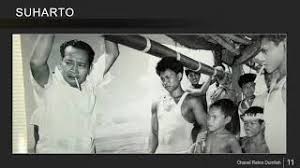 Dia sangat ganteng tapi mukanya selalu ditutupi, ft ihsan tv. Soeharto Muda Yang Tampak Ganteng Tampan Berwibawa Youtube