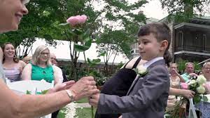 Our wedding flowers include such flowers as roses, daisies, chrysanthemums and many others and look fantastic. Lynn Doyle Flowers Youtube