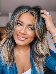 How to Achieve Thick Voluminous Hair