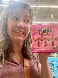 Amanda Schaal's Instagram, Twitter & Facebook