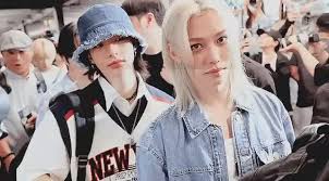 👋 Hello, new people! Here’s my mini intro (mintro?), I’m a 60yo Stay. Yup,  the big 6-0. , My college kid pulled me into kpop using the ✨Felix Effect  ✨in 2023. I’ve since concluded there’s no age limit ...