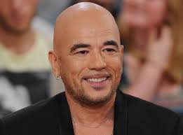 Discret, engagé et talentueux, pascal obispo est un artiste complet : Pascal Obispo Grosse Boulette De Sa Femme Qui Publie Un Cliche De Son Fils Sur Les Reseaux Sociaux Barbanews Less News
