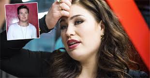 Molly Pettersson Hammar var 16 när hon träffade Robin Stjernberg: "Han var  en snuskgubbe".