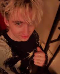 Robert Keating (@bobbyskeetz) • Instagram photos and videos