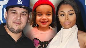 Blac Chyna Net Worth 2020 Blacchyna Custodiaprimaria Dreamkardashian Robkardashian Por Violencia Rob Kardashian Solicito La Custod En 2020 Noticias De Famosos Kardashian Robert Kardashian