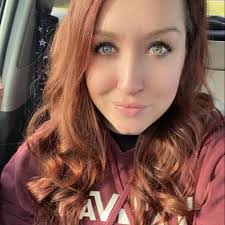 Alicia Farren's Instagram, Twitter & Facebook