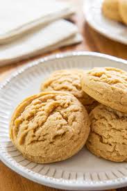 These Peanut Butter Cookies Have The Most Amazing Melt In Your Mouth Texture Soft Peanut Butter Cookies Peanut Butter Cookie Recipe Chewy Peanut Butter Cookies