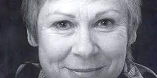 Elspeth Ballantyne's Instagram, Twitter & Facebook