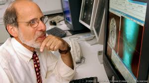 Retired St. Jude Children's Research Hospital clinical director and  executive vice president, Dr. Larry Kun, dies