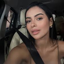 Nilsa Castillo's Instagram, Twitter & Facebook