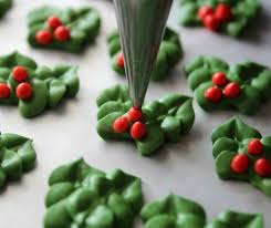 Simple Royal Icing Holly Royal Icing Holly Decorations Christmas Baking