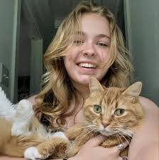 Mark Servin's Instagram, Twitter & Facebook