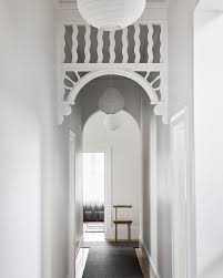 When Old Meets New Ballarat Residence Sharyncairns Stylist Jesskneebone Architect Madin Lyons Associates Builder J L Gl New Homes Home Home Decor