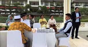 Aliff alli merupakan adik dari miller khan yang mulai mengikuti jejak kakaknya di dunia hiburan indonesia mulai 2010. Sekitar Majlis Pernikahan Kali Kedua Aliff Ali Adik Kepada Miller Khan Sabrina Ali Murai My