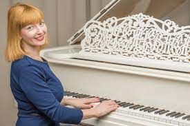 10 Mind Hacks To Learn Classical Piano Easily
