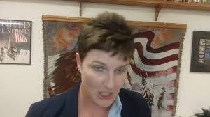 Mindy Carroll's Instagram, Twitter & Facebook