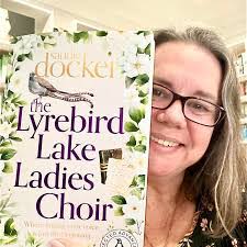 Roslyn Bailey's Instagram, Twitter & Facebook