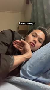 wheres my people at? #fyp #Dinosaurhandssleeping