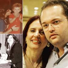 وجه الفنان محمد محمود عبد العزيز الشكر لحضور حفل خطوبته على سارة وهي فتاة من خارج الوسط الفني. Ø±Ø³Ø§Ù„Ø© Ù…Ù† Ù…Ø­Ù…Ø¯ Ù…Ø­Ù…ÙˆØ¯ Ø¹Ø¨Ø¯ Ø§Ù„Ø¹Ø²ÙŠØ² Ù„ÙˆØ§Ù„Ø¯ØªÙ‡ ÙÙŠ Ø¹ÙŠØ¯ Ø§Ù„Ø£Ù… Ù…Ø¬Ù„Ø© Ø§Ù„Ø¬Ù…ÙŠÙ„Ø©