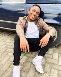 Timini egbuson's sidechic drags his girlfriend for allegedly confronting her in public. Timini Egbuson Biography Pictures Wife Tattoo Girlfriend Age Parents Net Worth House Car Tribe Height Instagram Photos
