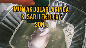Öncelikle mutfak dolaplarında oluşacak olan leke, kir ve yağları nasıl temizleyeceğinizden önce bunların oluşumunun önüne nasıl geçerseniz bunu düşünmek gerekir. Mutfak Dolabi Temizligi Tek Seferde Mutfak Dolaplarinda Ki Sari Lekelere Son Youtube