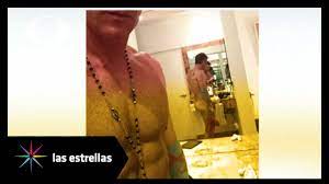 Fernando Carrillo apareció desnudo en redes sociales! | Las Estrellas -  YouTube