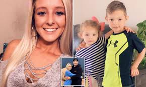 Springtown, tx homes for sale & real estate. Tragedy As Pregnant Mother 25 And Her Two Children Are Killed In Texas Highway Smash Daily Mail Online