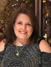 Toni Potts's Instagram, Twitter & Facebook