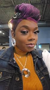 Lora Carson's Instagram, Twitter & Facebook