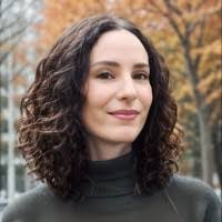 Ashley Hynes's Instagram, Twitter & Facebook