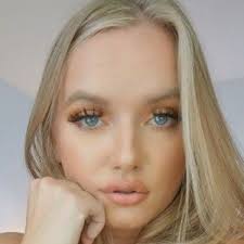 Angelica Maria (Instagram Star)