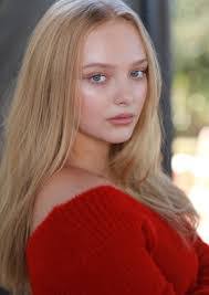 Amanda Mccain's Instagram, Twitter & Facebook