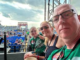 Last night's Goo Goo Dolls and Dashboard Confessional concert featuring a  PACKED Kansas City crowd! 📷: @freddiecabreraphoto (IG) This event is a  part of the Capitol Federal concert series.