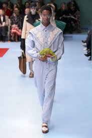 Gucci Models Carried Their Own Severed Heads Down The Runway Gucci Runway Menswear Runway Autumn Fashion 2018