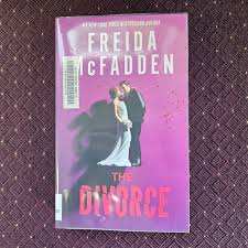 Freida has done it again and we are HERE FOR IT! Check out this amazing  exclusive edition of THE DIVORCE This beauty 📕 comes in hardback or  paperback 📕 has exclusive stunning