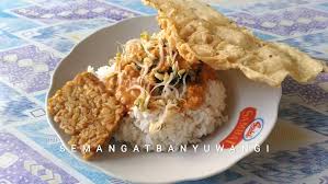 #5 of 124 restaurants in banyuwangi. Warung Sego Pecel Mbok Sarti Banyuwangi Regency East Java 12 Warung Rujak Soto Terenak Di Banyuwangi Wajib Coba Warung Pecel Mbok Iro Yang Ada Di Nganjuk Gang Batur Jalan Sebelahnya