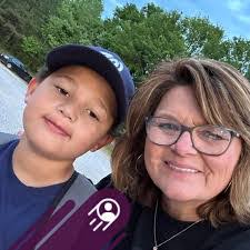 Erica Dees's Instagram, Twitter & Facebook