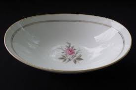 Noritake constellation ivory china 7559 gold trim japan 12 fruit dessert bowls. What Antique Noritake China Patterns Have Gold Edging Lovetoknow