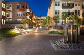 What is the average price for a 2 bedrooms + 2 bathrooms in dallas? Windsor West Lemmon Apartments In Medical District Dallas Medical District Apartment Resort Style