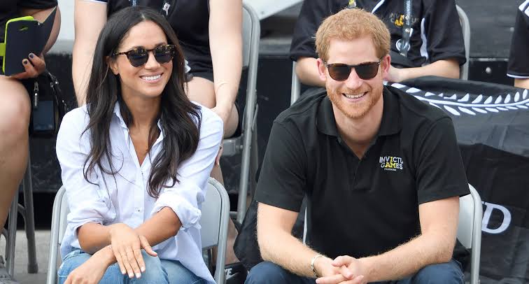 Meghan Markle's Mauve Button-Up Is the Fall Shirt We Need