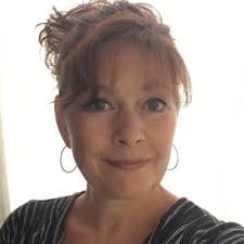 Découvrez le parcours inspirant de Manon Lachance qui a fait la RAC en  Agent en support à la GRH.