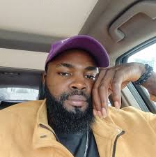 Wizkid's new pet... is this a dog?🤔🤔🤔 #Wizzyandhispet #NotJustOk